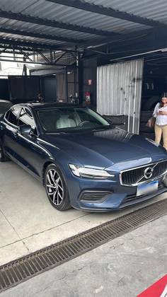 VOLVO S60 2.0 T4 MOMENTUM GASOLINA 4P AUTOMÁTICO